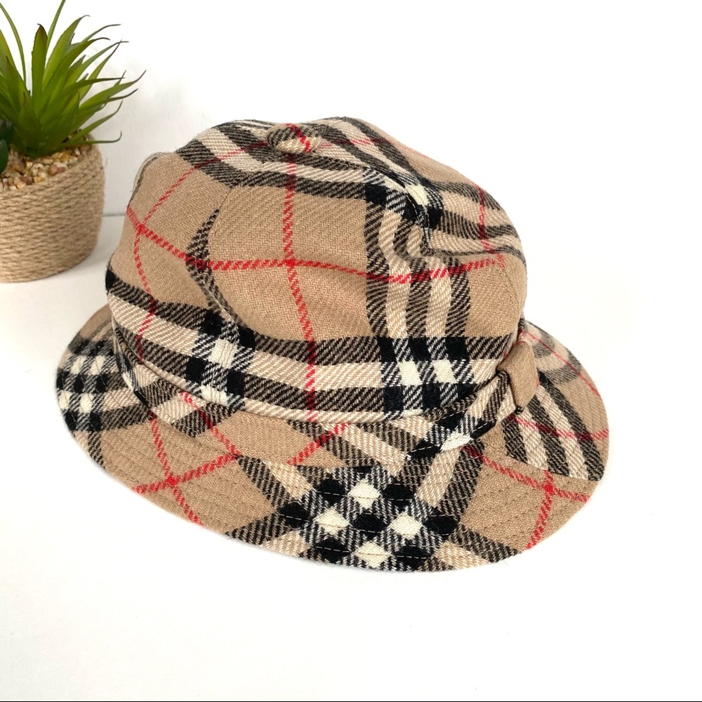 Burberry nova check vintage iconic wool hat
